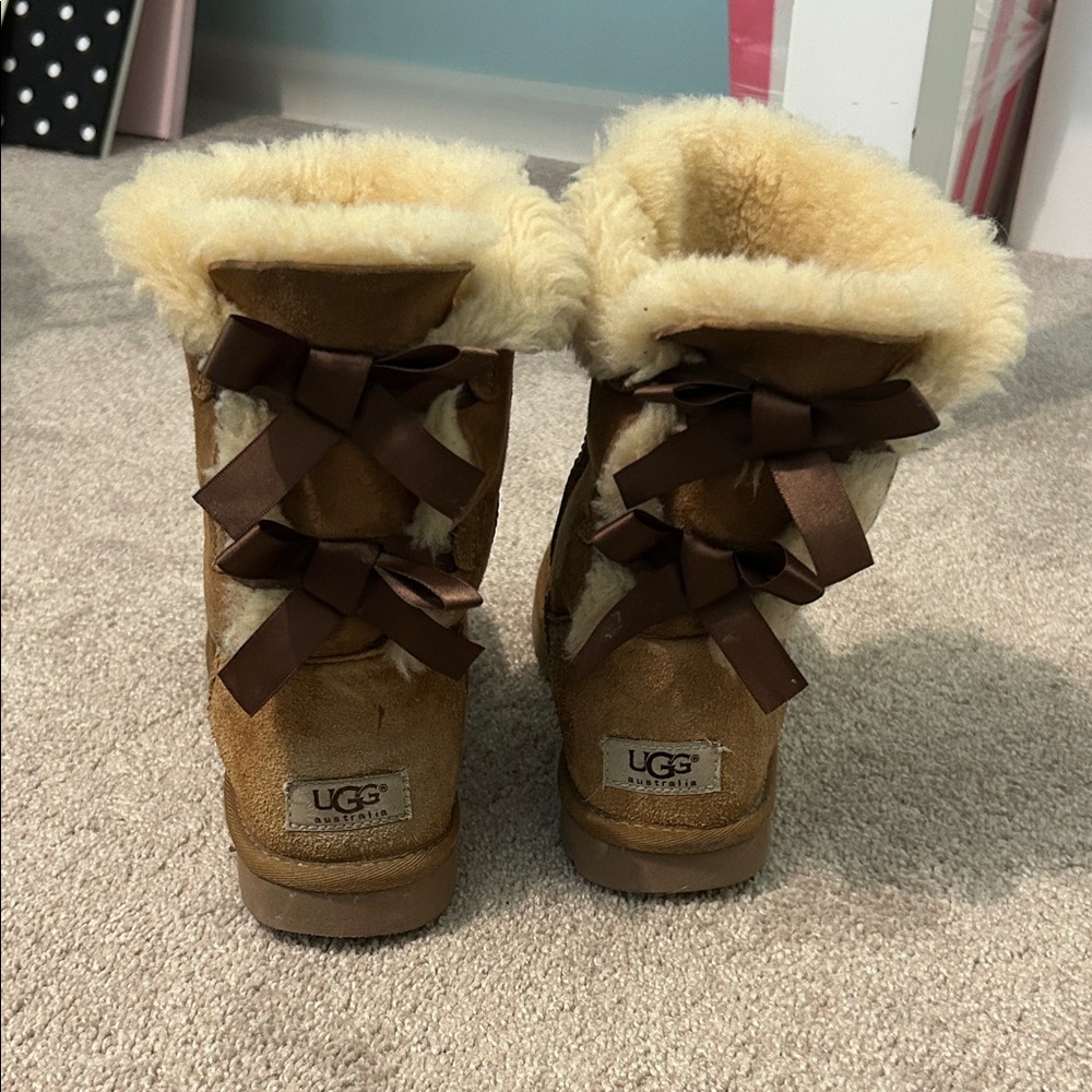 UGG Women's Tan and Cream Bow Boots